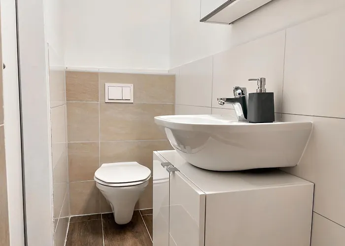 Apartment Self Check In I 4 Min To U3 Ottakring I Fast Wifi