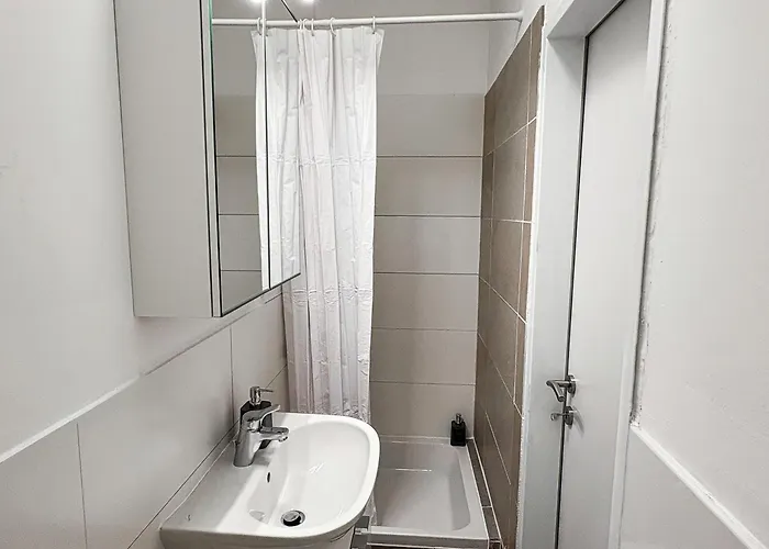 Self Check In I 4 Min To U3 Ottakring I Fast Wifi Apartment